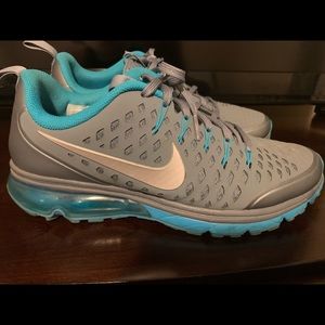 Ladies Nike AirMax Sneakers
